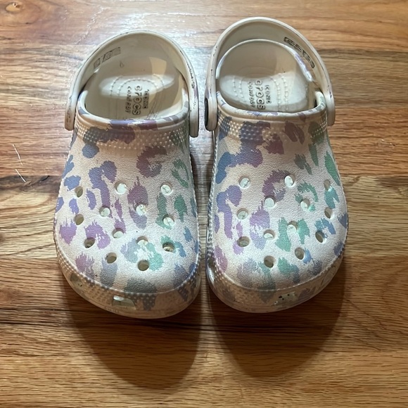 CROCS Other - Pastel Leopard CROCS C10